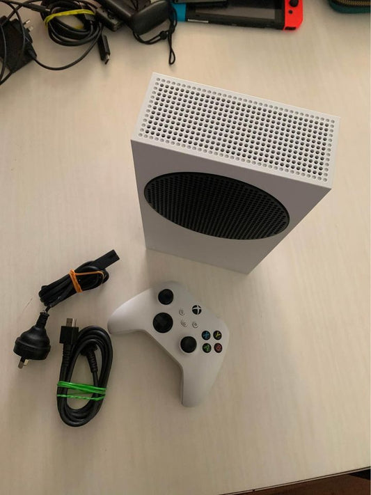 Xbox series s. Comes with all attachments, cords and controller.